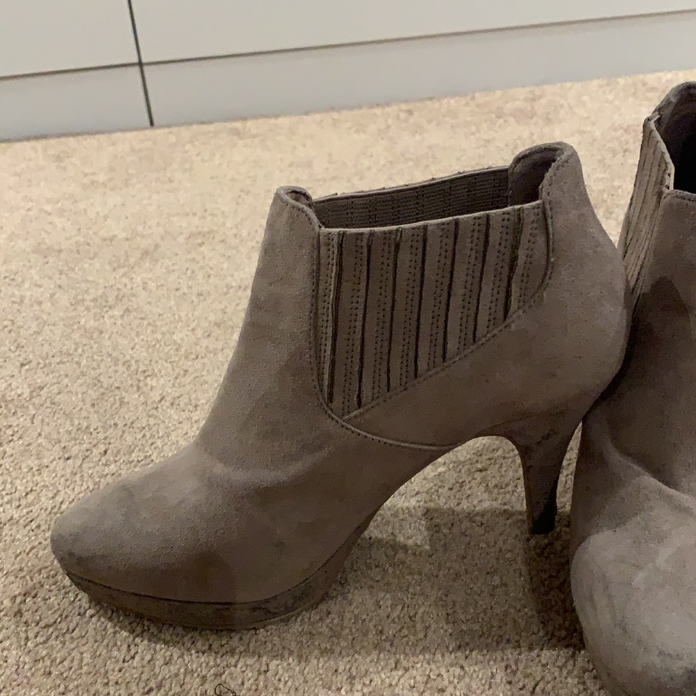 Suede dexflex heels - Picture 2 of 8